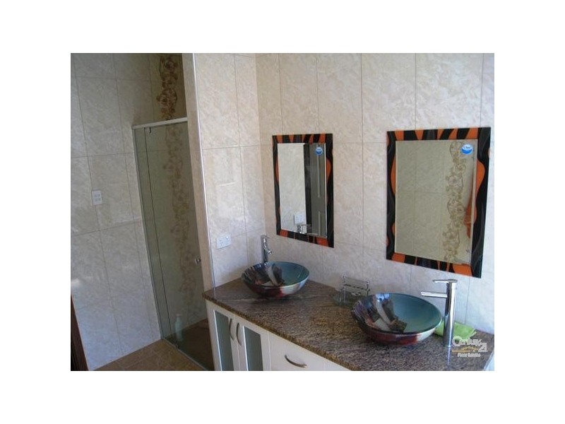 9 Chambers Lane, Mawson Lakes SA 5095