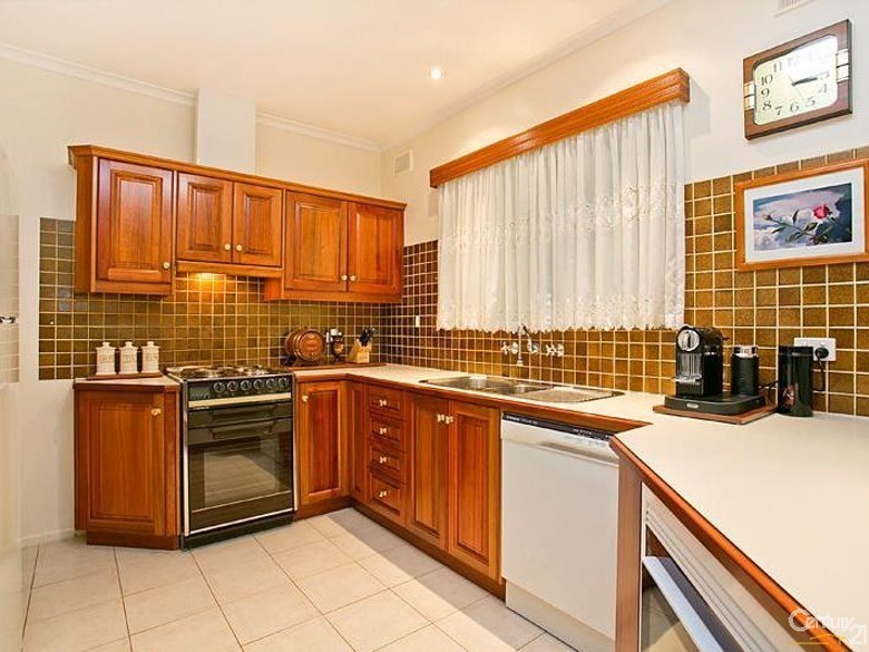 11 St Ives Drive, Parafield Gardens SA 5107