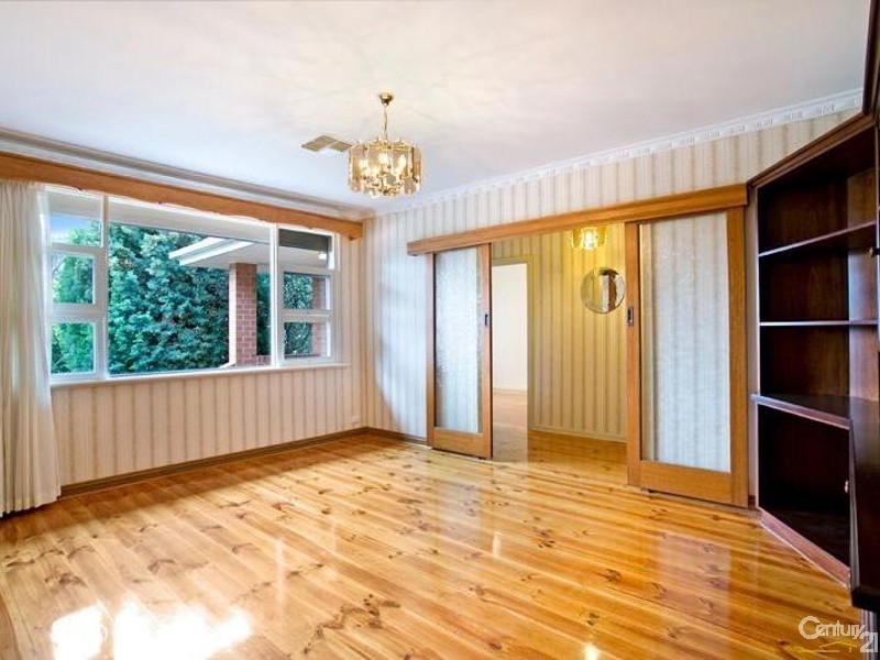 30 Maud Street, Rostrevor SA 5073