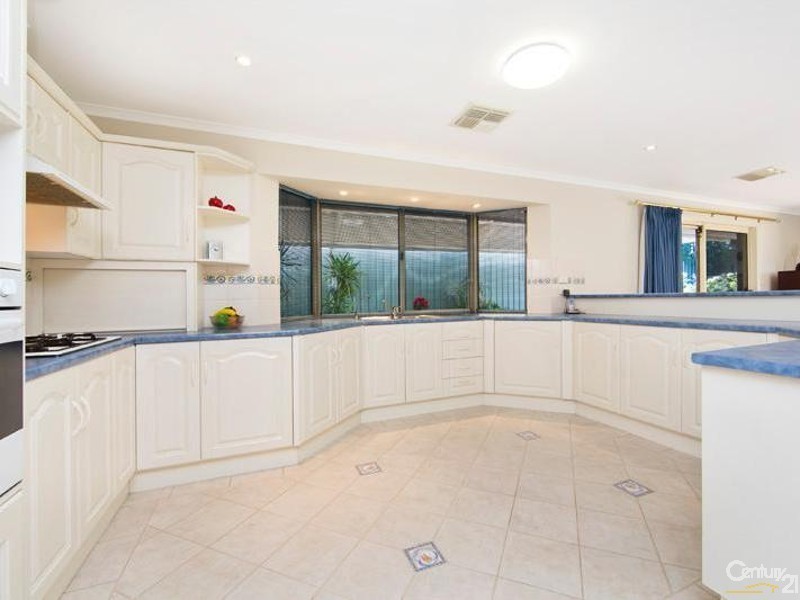 4 Jackaroo Crescent, Walkley Heights SA 5098