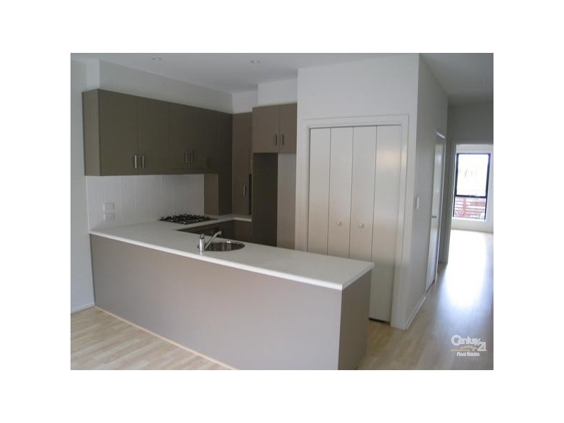 42 Cascades Drive, Mawson Lakes SA 5095