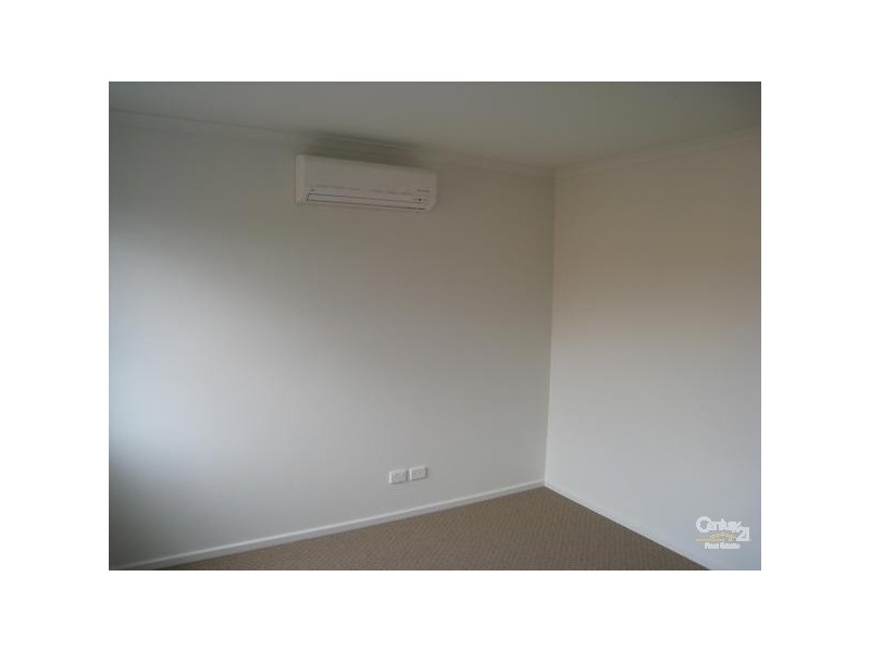 42 Cascades Drive, Mawson Lakes SA 5095