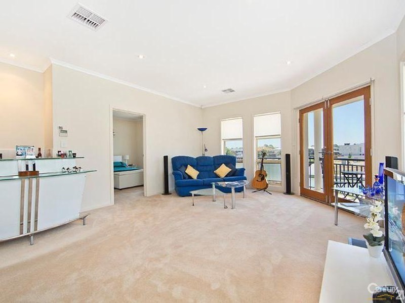 14 Santorini Walk, Mawson Lakes SA 5095