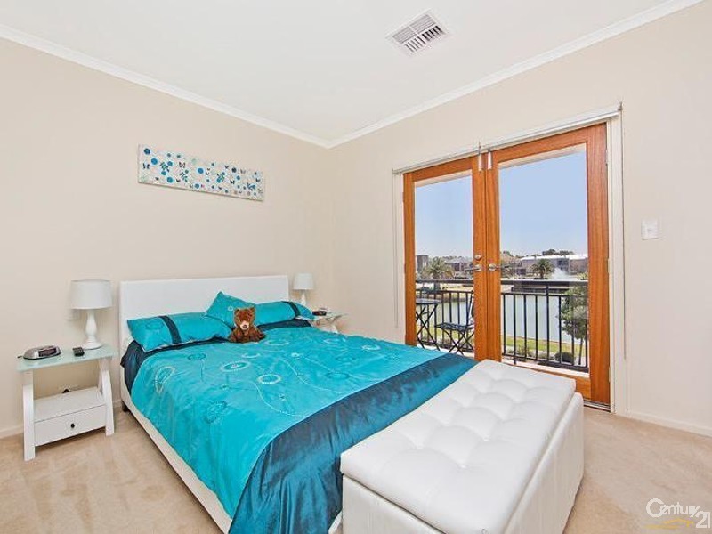 14 Santorini Walk, Mawson Lakes SA 5095