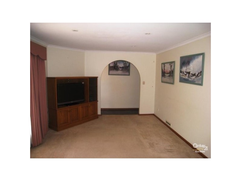 2 Mandarine Avenue, Golden Grove SA 5125