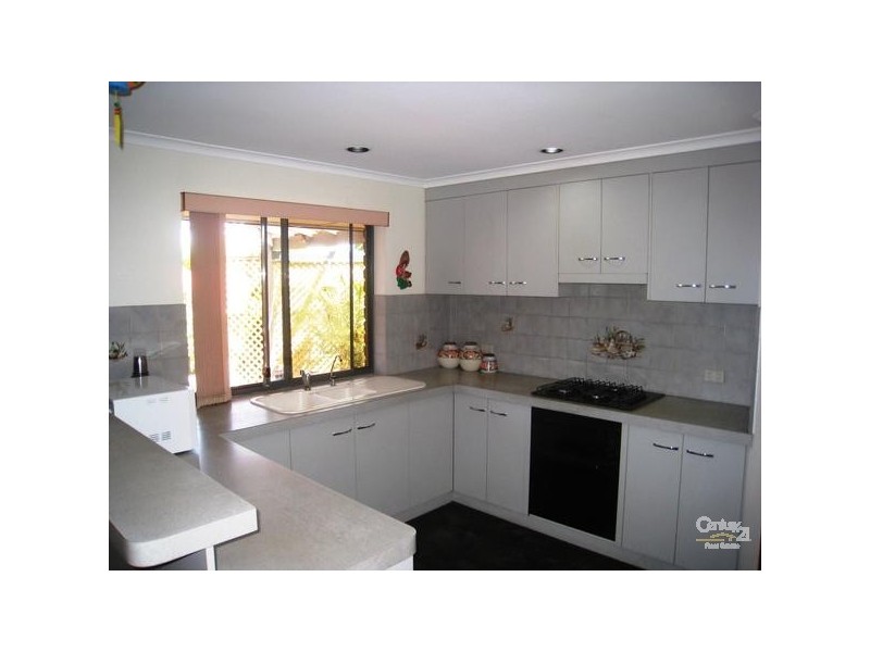 2 Mandarine Avenue, Golden Grove SA 5125