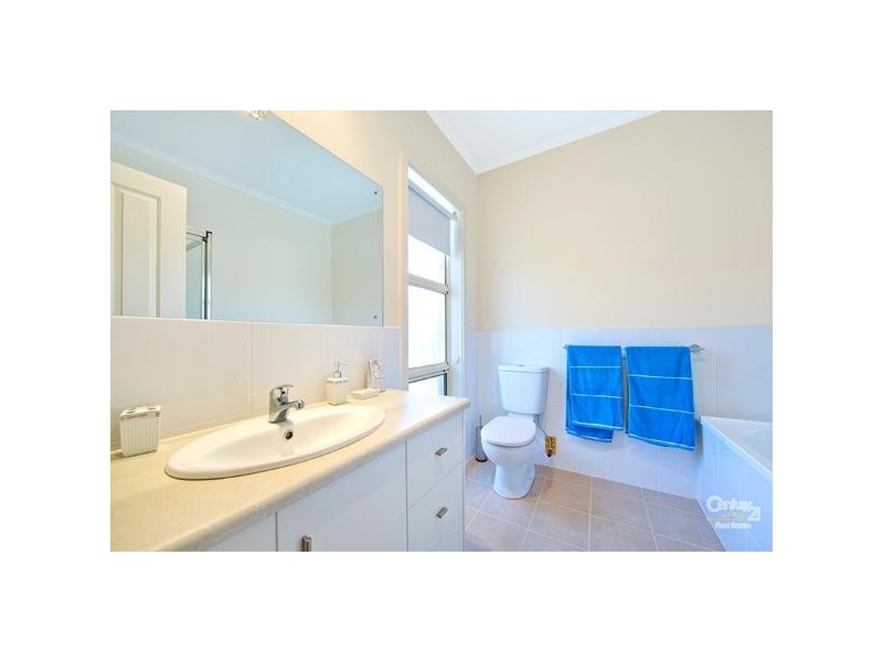 14 Santorini Walk, Mawson Lakes SA 5095