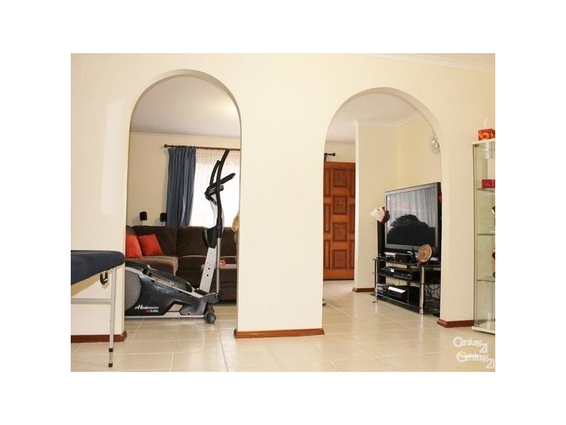 6 Robert Court, Salisbury SA 5108