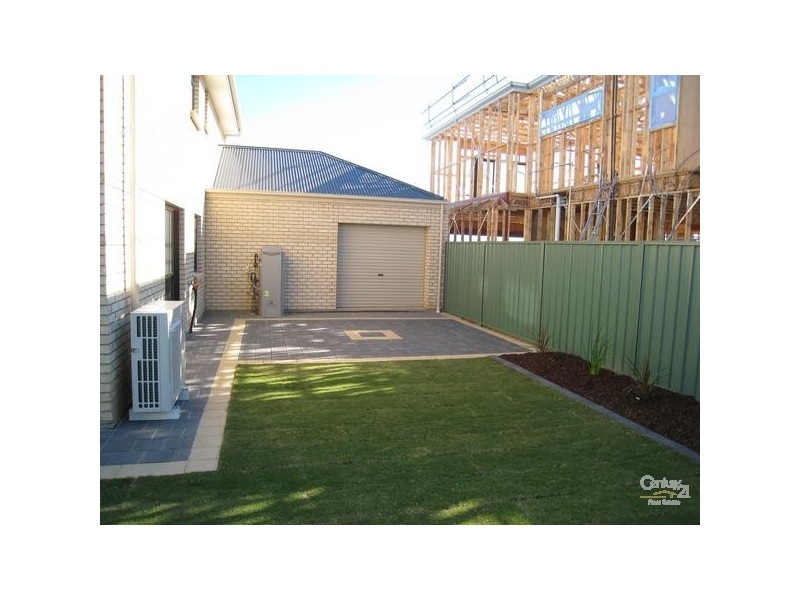 26 Caswell Cct, Mawson Lakes SA 5095