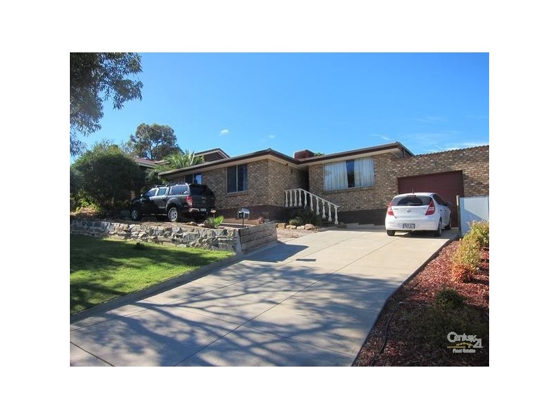 15 Gollop Crescent, Redwood Park SA 5097