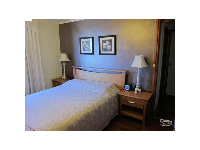 15 Gollop Crescent, Redwood Park SA 5097