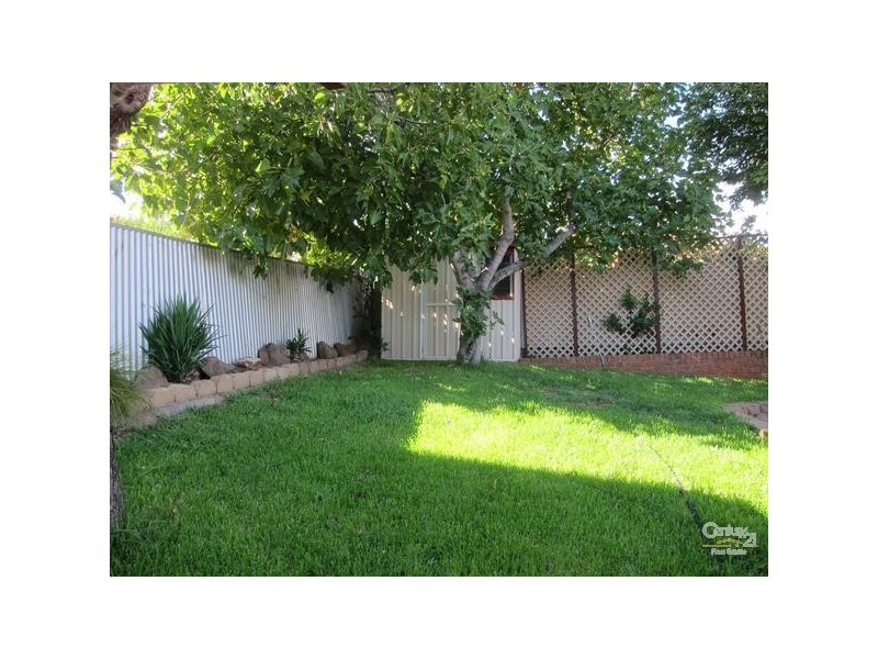 15 Gollop Crescent, Redwood Park SA 5097