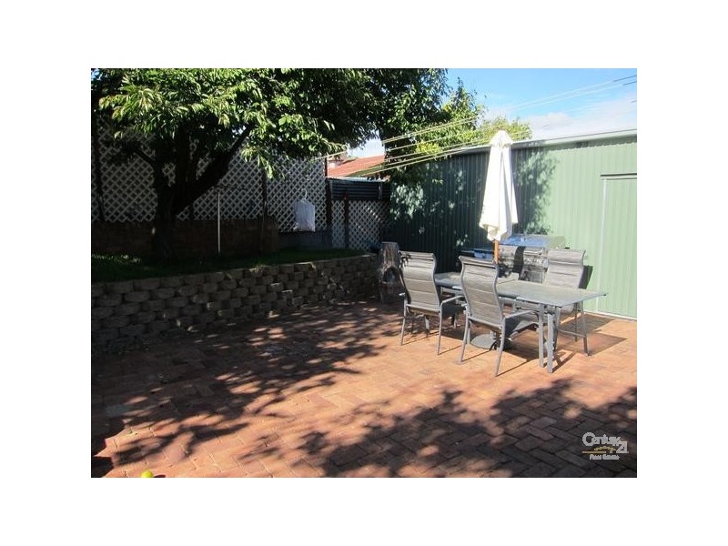 15 Gollop Crescent, Redwood Park SA 5097