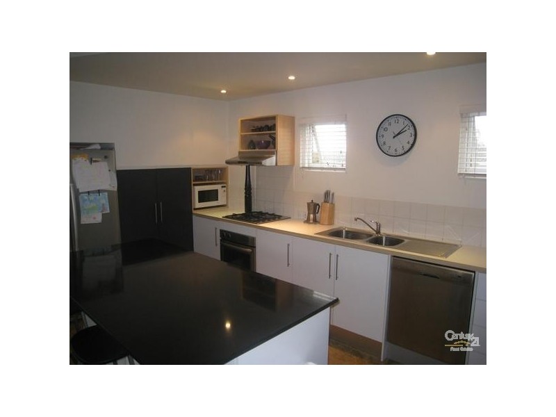 7 Harbour Lane, Mawson Lakes SA 5095