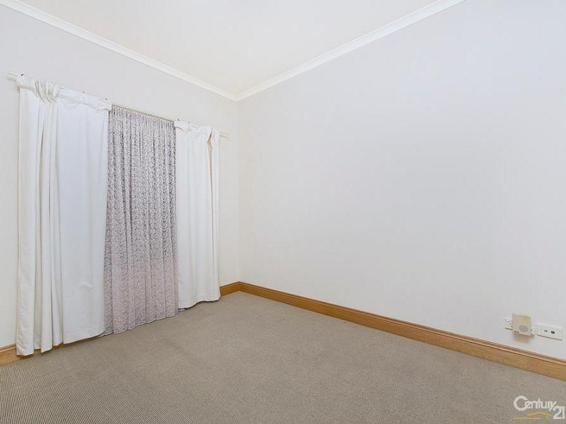 4 Blue Wren Circuit, Mawson Lakes SA 5095