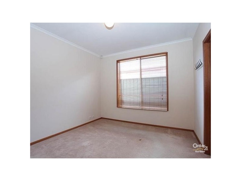 17 Maple Circuit, Mawson Lakes SA 5095