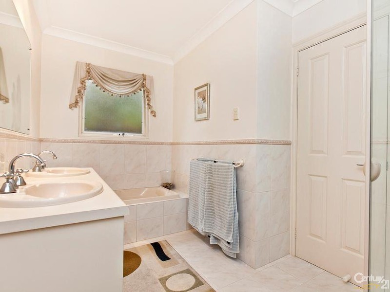 5 Peninsula Drive, Mawson Lakes SA 5095