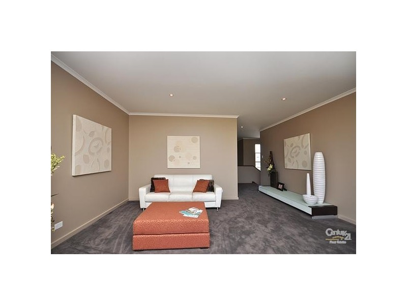 54 Isla Circuit, Mawson Lakes SA 5095