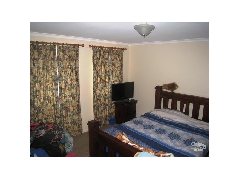 19 Thiele Crescent, Evanston Park SA 5116