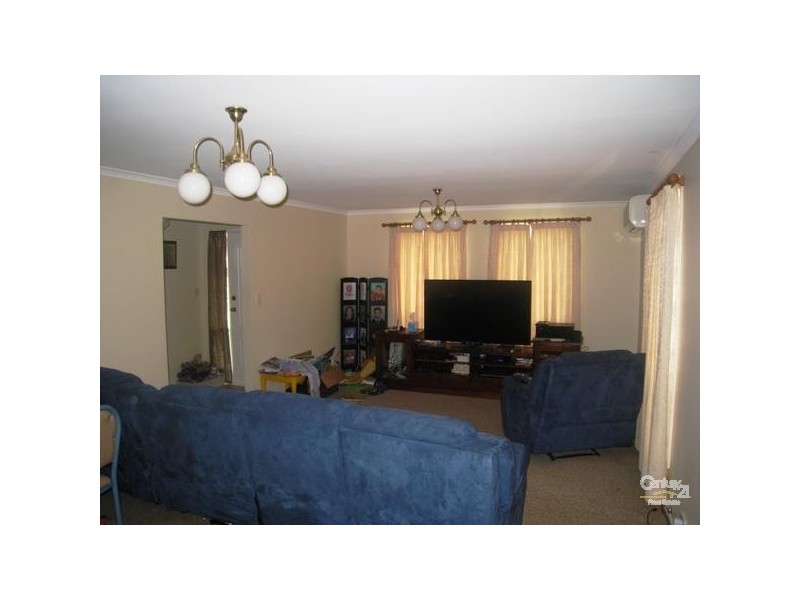 19 Thiele Crescent, Evanston Park SA 5116