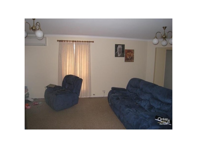 19 Thiele Crescent, Evanston Park SA 5116