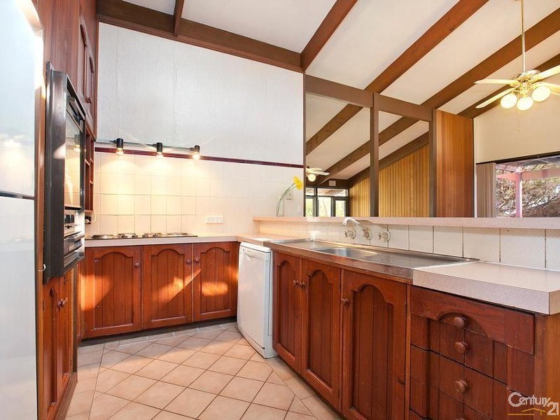 22 Deepdene Avenue, Bellevue Heights SA 5050