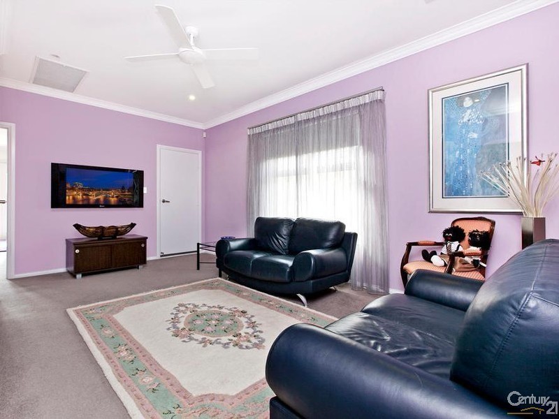 89 Isla Circuit, Mawson Lakes SA 5095