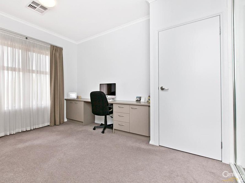 89 Isla Circuit, Mawson Lakes SA 5095