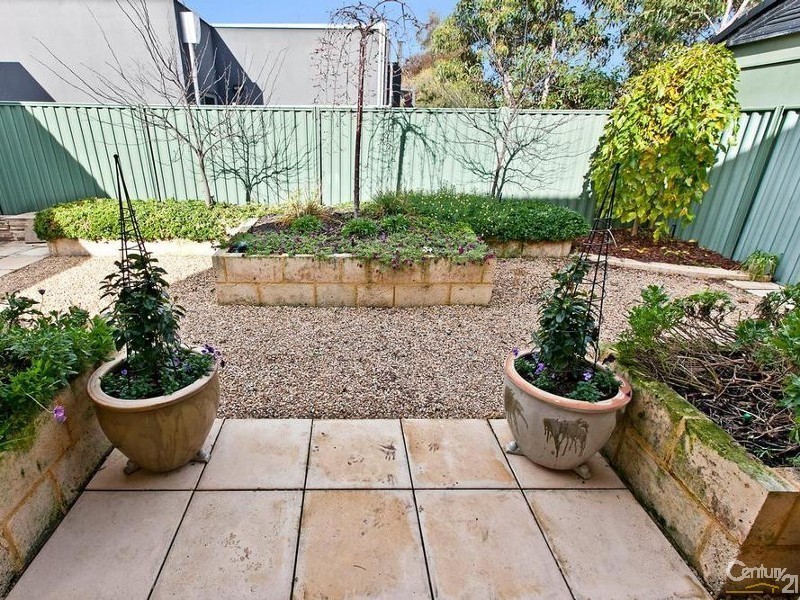 89 Isla Circuit, Mawson Lakes SA 5095