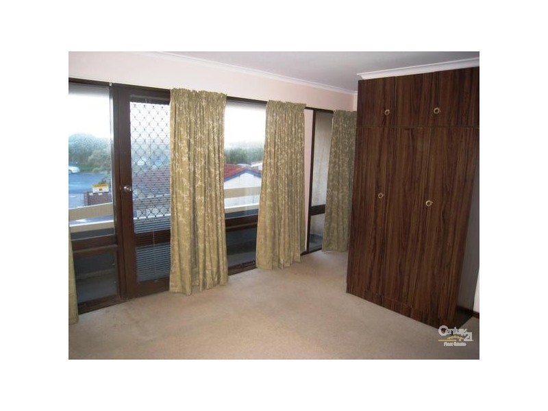 60 Sandpiper Place, West Lakes Shore SA 5020