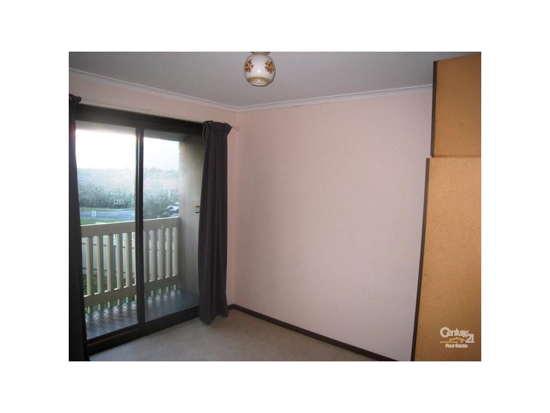 60 Sandpiper Place, West Lakes Shore SA 5020