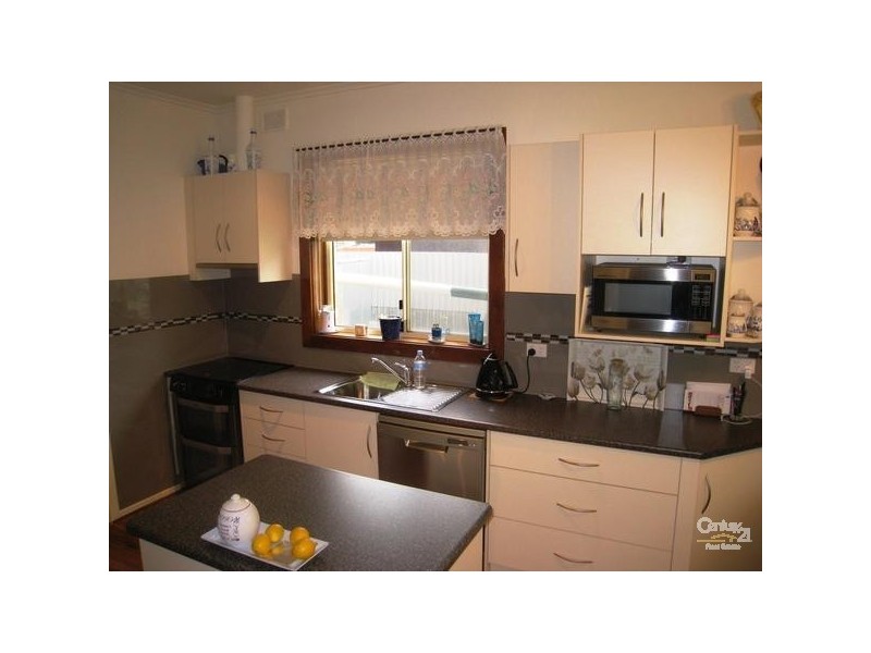 16 Wilfred Avenue, Salisbury SA 5108