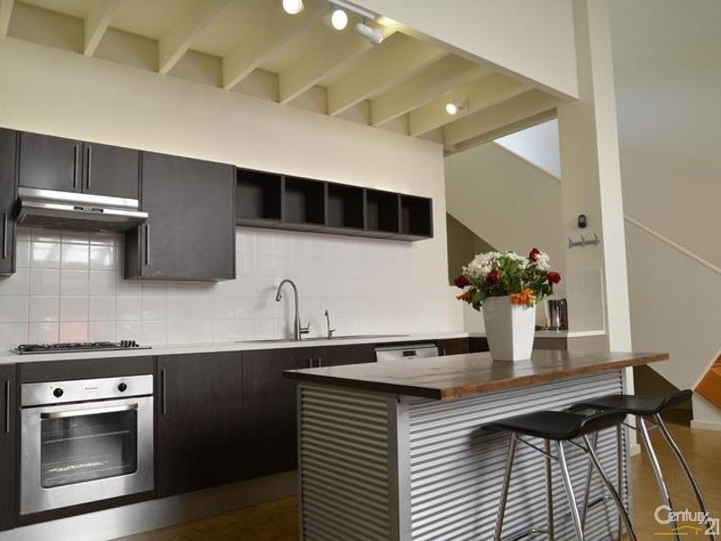 3 Hurtle Parade, Mawson Lakes SA 5095