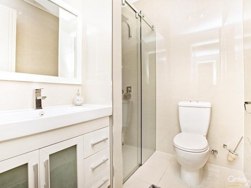 11 MacMillan Avenue, Mawson Lakes SA 5095