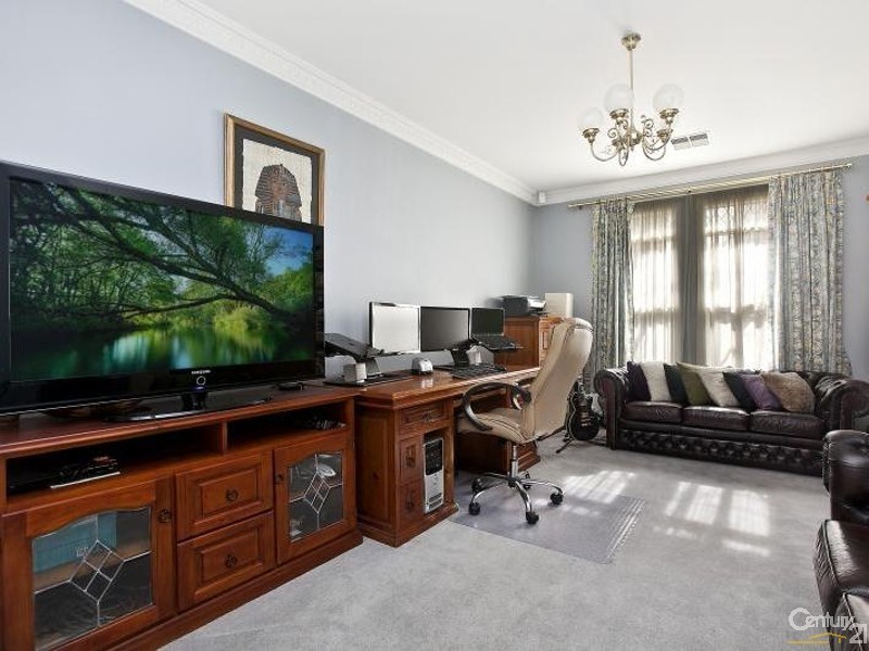 4 Rokewood Circuit, Golden Grove SA 5125