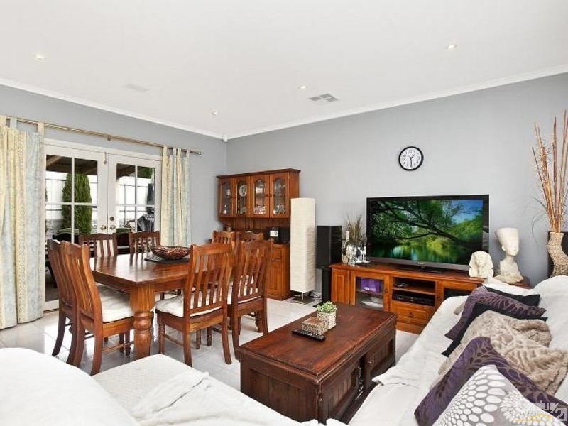 4 Rokewood Circuit, Golden Grove SA 5125