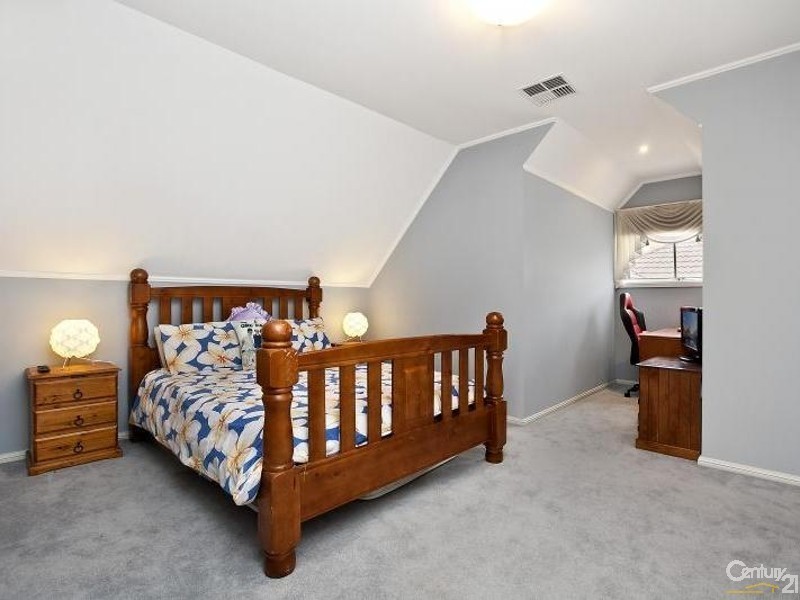 4 Rokewood Circuit, Golden Grove SA 5125