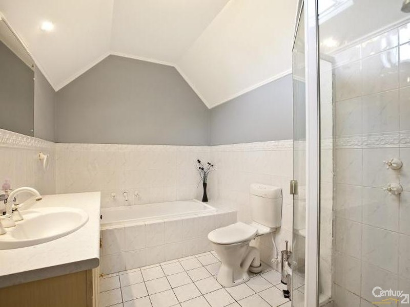 4 Rokewood Circuit, Golden Grove SA 5125