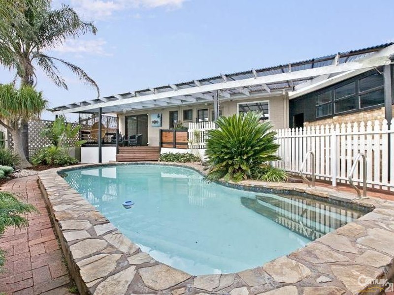 3  Clayton Crescent, Para Hills SA 5096