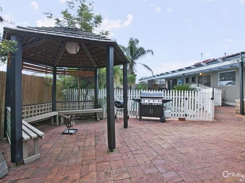 3  Clayton Crescent, Para Hills SA 5096