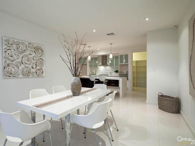 17 The Drive, Mawson Lakes SA 5095