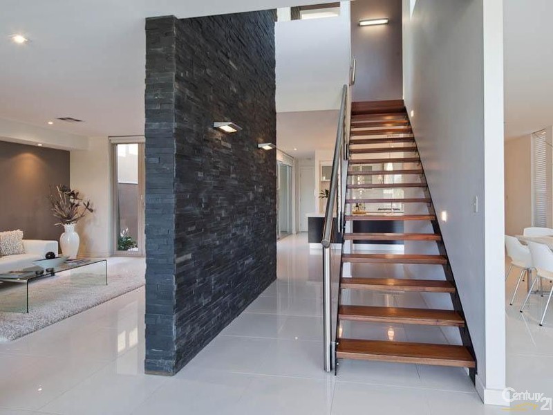 17 The Drive, Mawson Lakes SA 5095