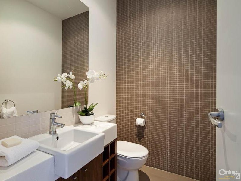 17 The Drive, Mawson Lakes SA 5095