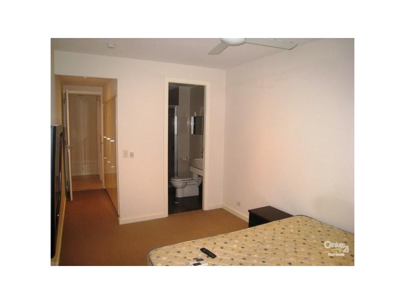 42 Garden Terrace, Mawson Lakes SA 5095