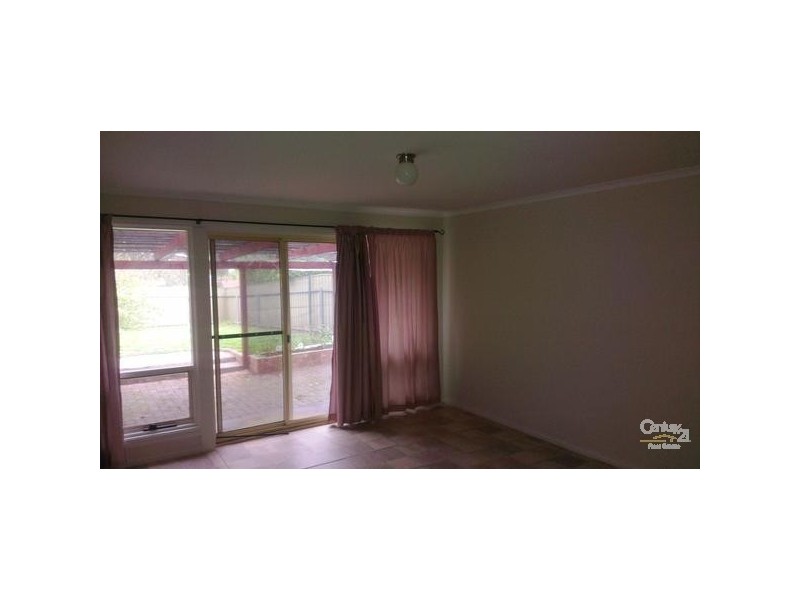 29 Kosmina Crescent, Hillbank SA 5112