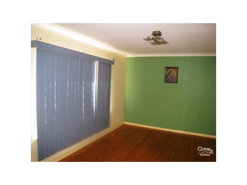 8 Jennier Avenue, Para Hills SA 5096