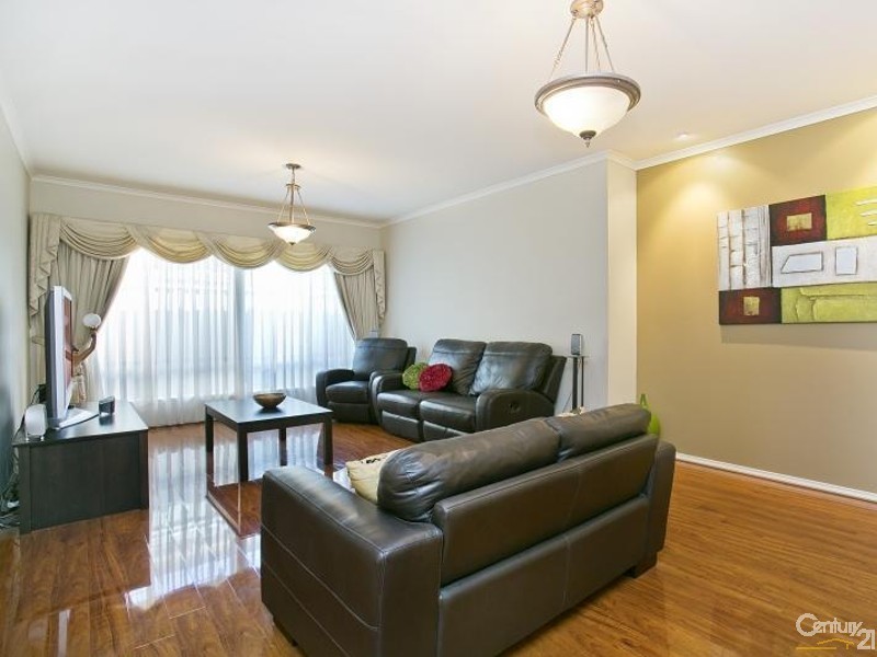 7 Weatherstone Circuit, Mawson Lakes SA 5095