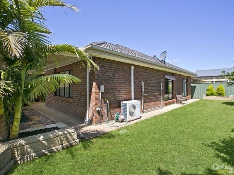 7 Weatherstone Circuit, Mawson Lakes SA 5095