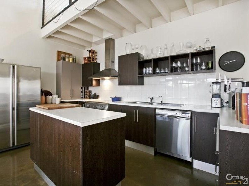 4 Yates Street, Mawson Lakes SA 5095