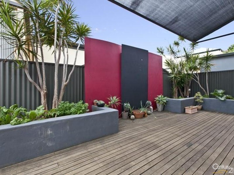 4 Yates Street, Mawson Lakes SA 5095